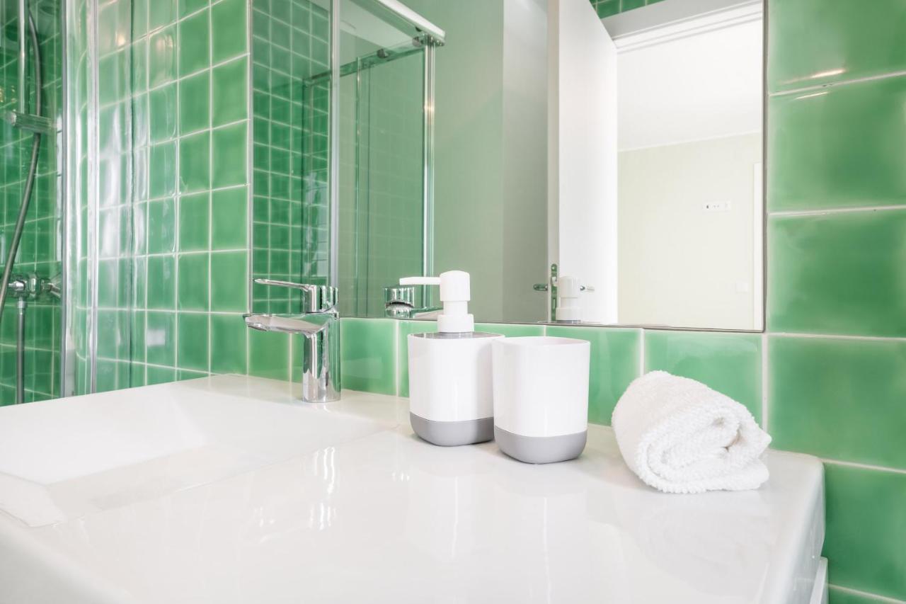 Olala Lisbon Oriente Suites A المظهر الخارجي الصورة